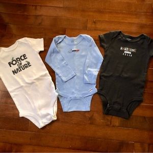3 Bodysuits 1 Long Sleeve/ 2 Shirt Sleeve 12 Mo